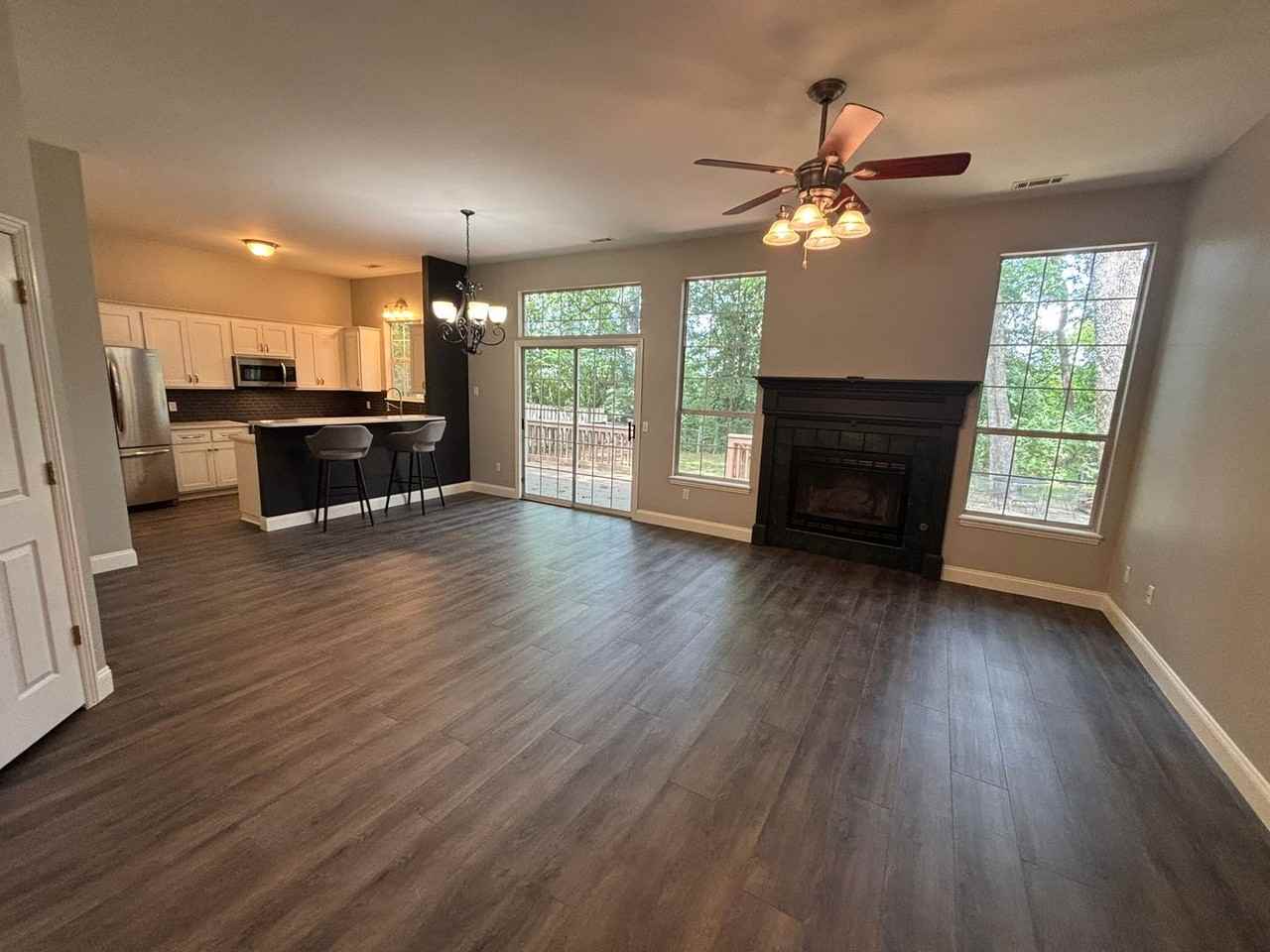 2143 W Loren Cir - Photo 3 of 17