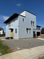 featured image of 405 E Windsor Ct #1
