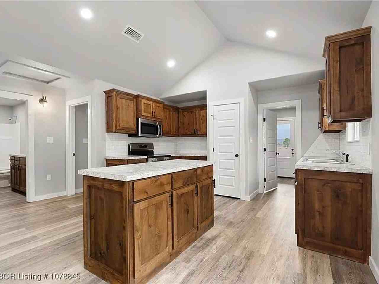 175 Kidd Ln - Photo 2 of 4