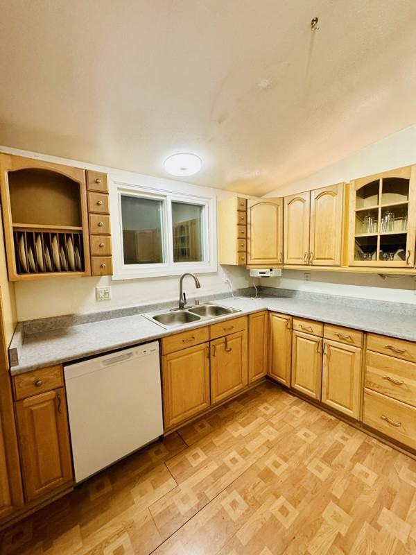 6327 Blackberry St - Photo 2 of 13