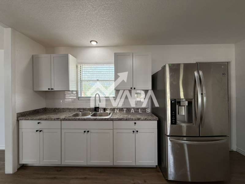 6115 Frio Valley Dr - Photo 6 of 15