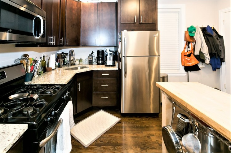 2019 N Hoyne Ave #1F - Photo 4 of 11