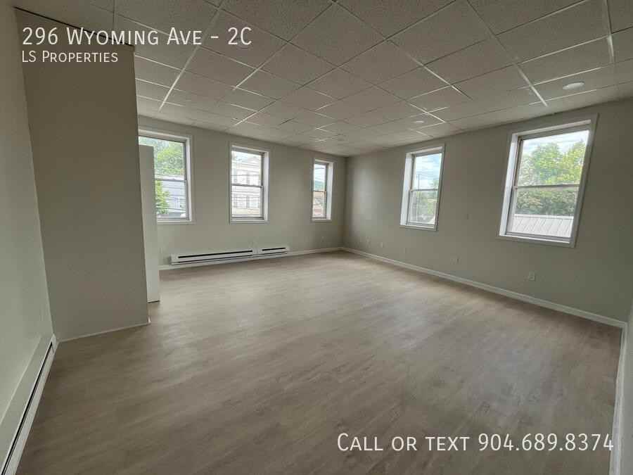 296 Wyoming Avenue #2C - Photo 3 of 10