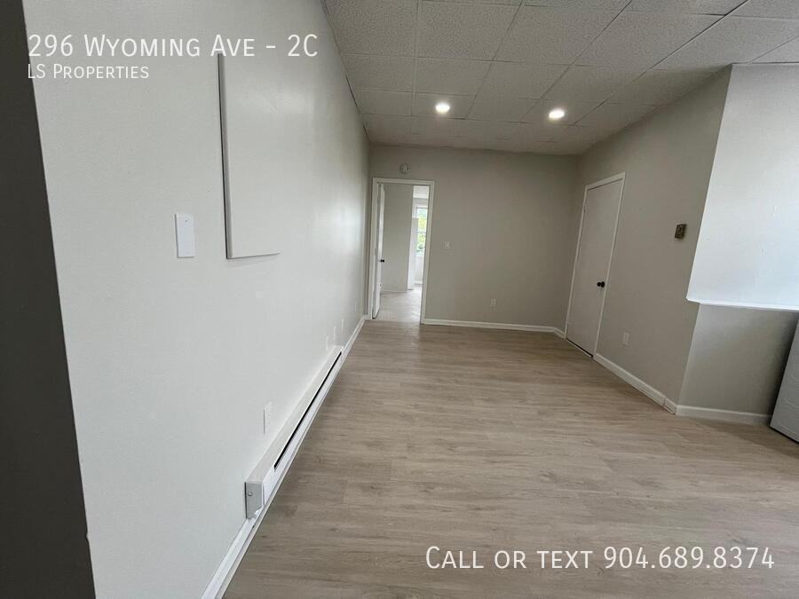 296 Wyoming Avenue #2C - Photo 5 of 10