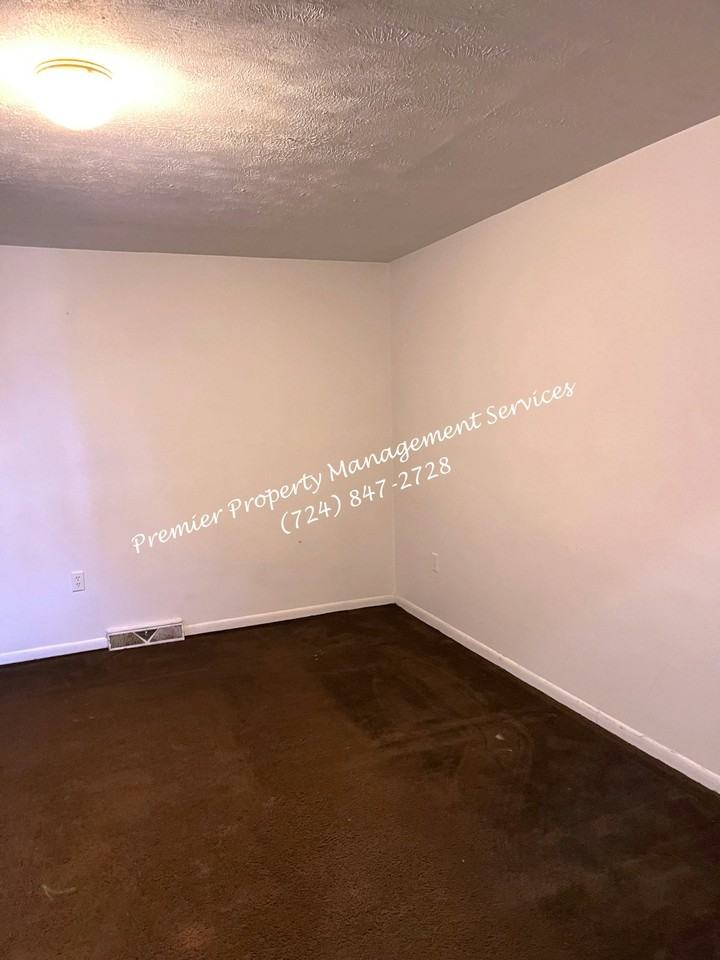 220 Rhode Island Avenue, Unit 220 - Photo 4 of 18