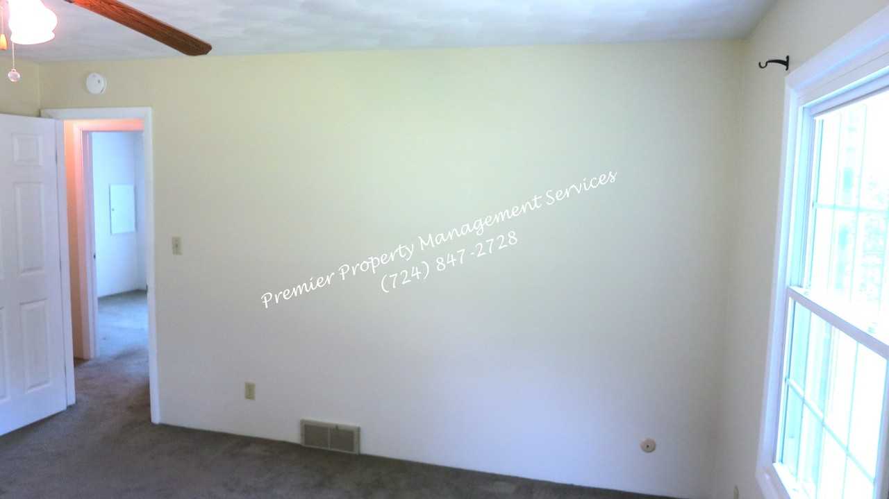 511 Upper Service Road - Photo 6 of 38