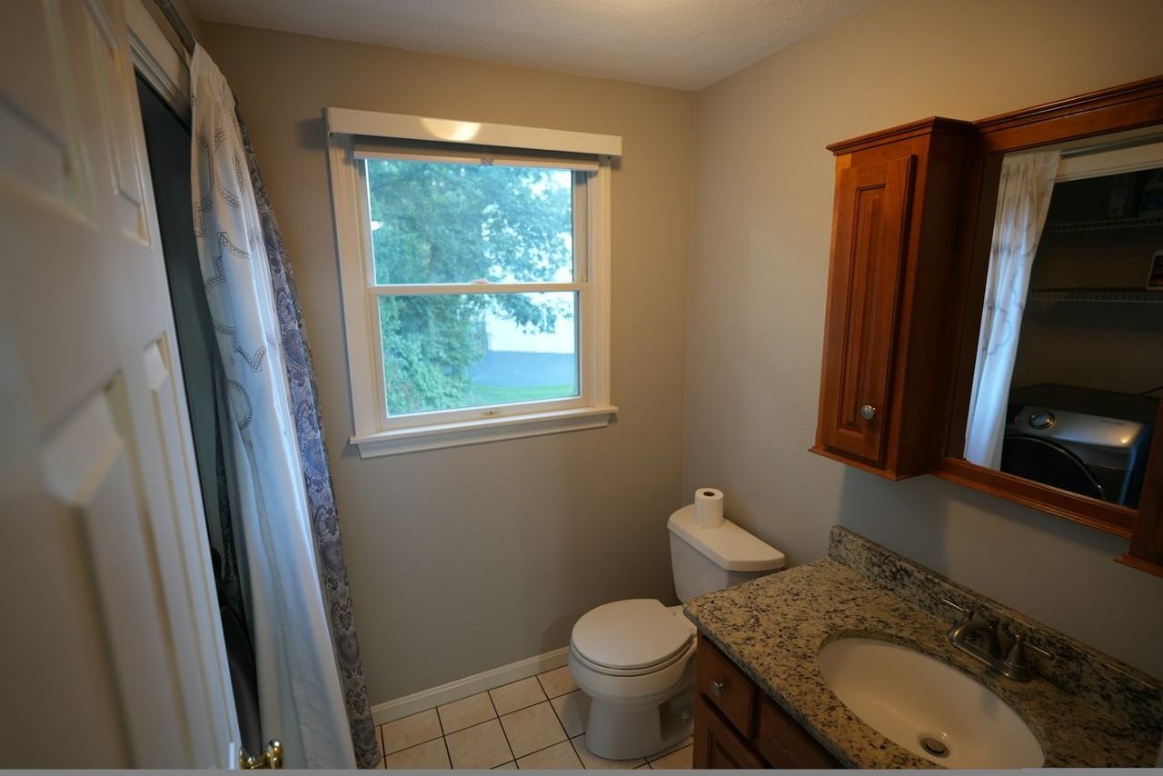 4 Seneca Ln - Photo 4 of 19
