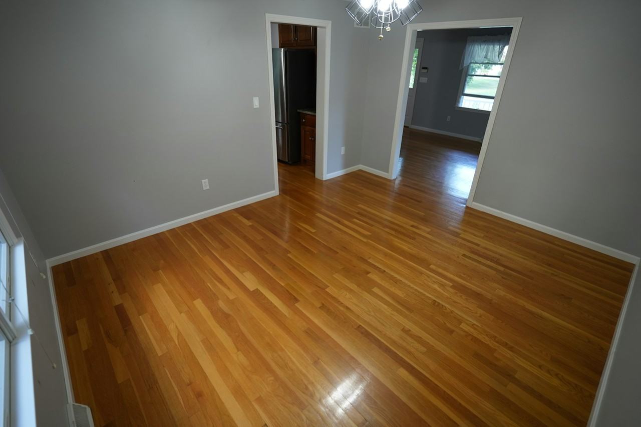 4 Seneca Ln - Photo 7 of 19