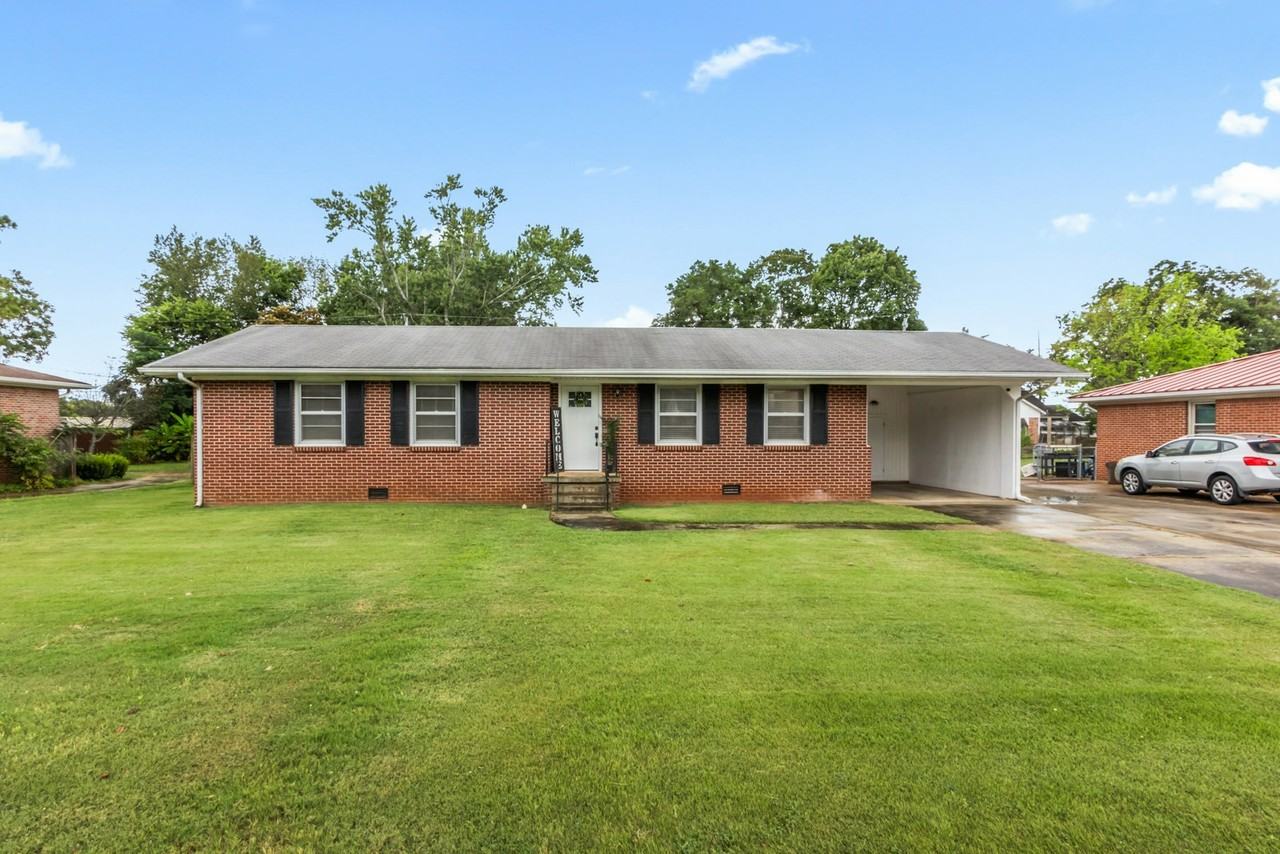 4301 Richardson Drive Northwest - Photo 2 of 29