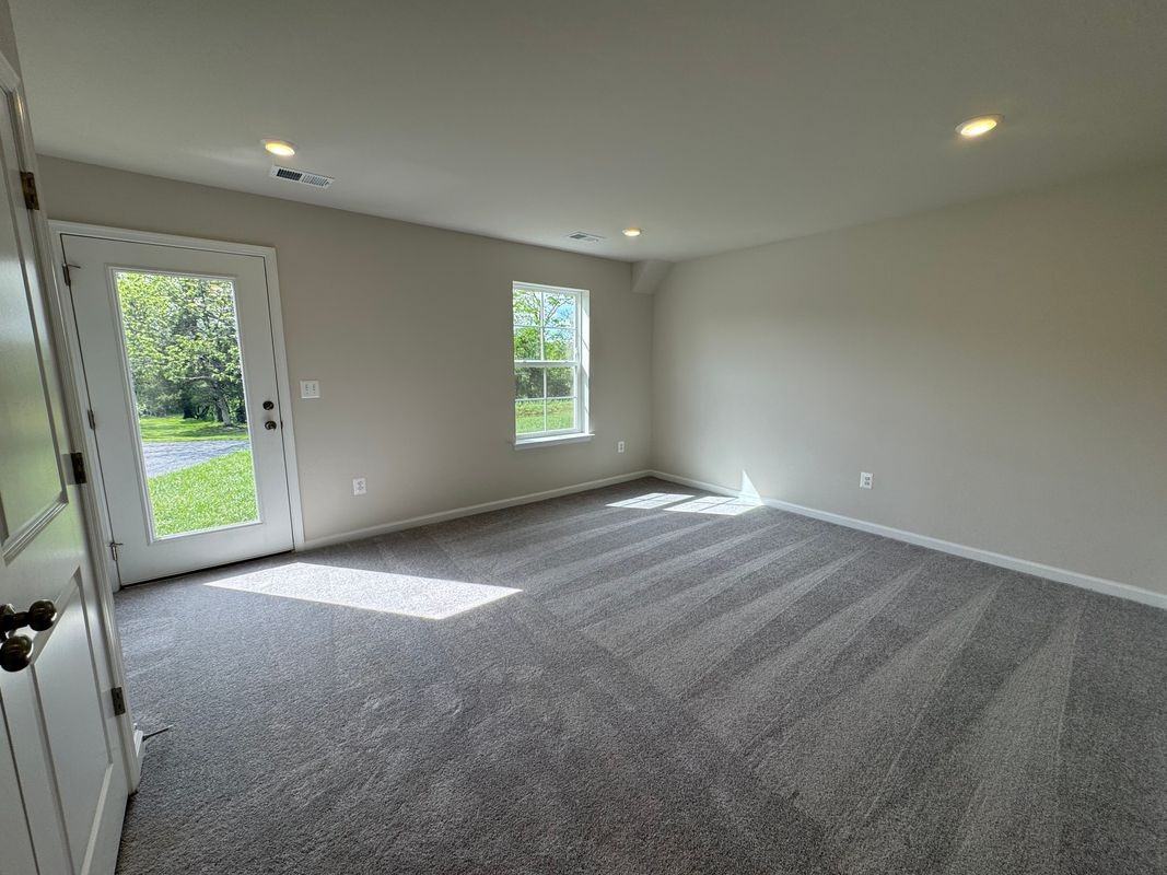 57 Gray Silver Rd - Photo 3 of 32