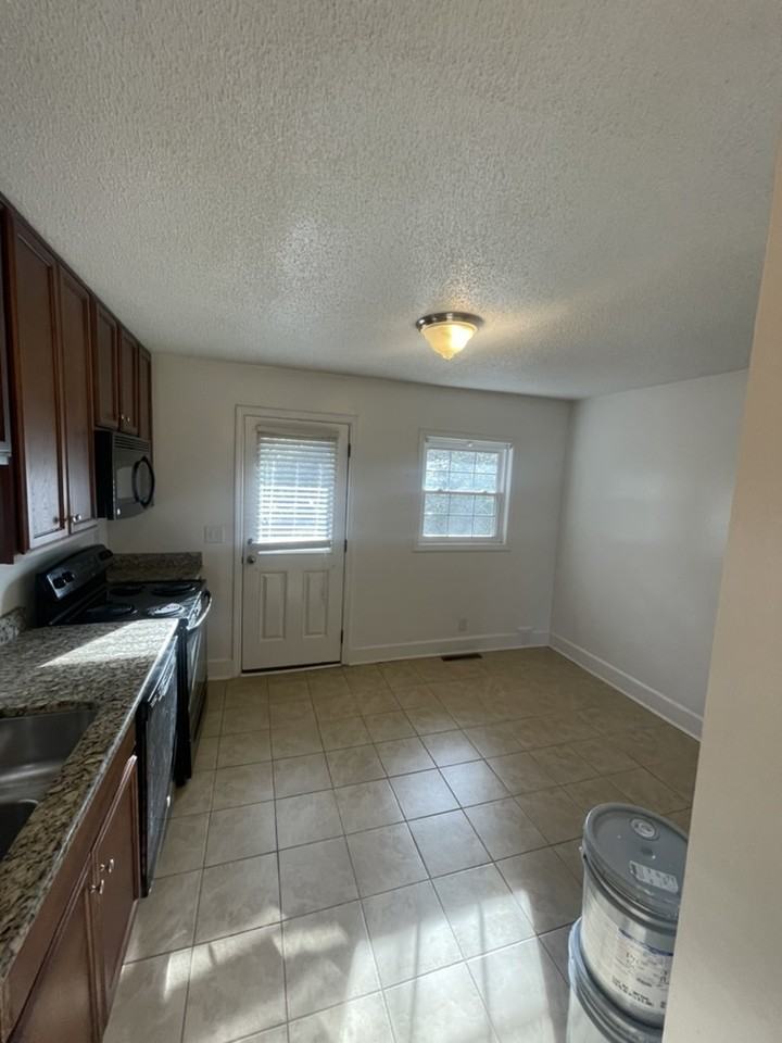 10 Montgomery Street - Photo 3 of 11