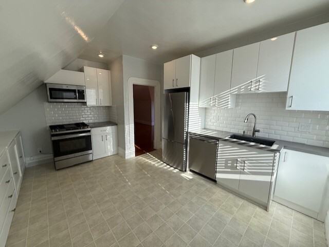 2915 Wheeler Street #C - Photo 4 of 11