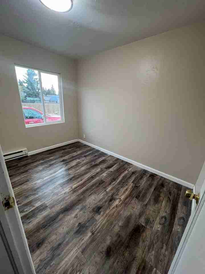 540 Jefferson Street - Photo 3 of 16