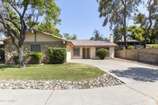966 E Morningstar Ln - Photo 1 of 1