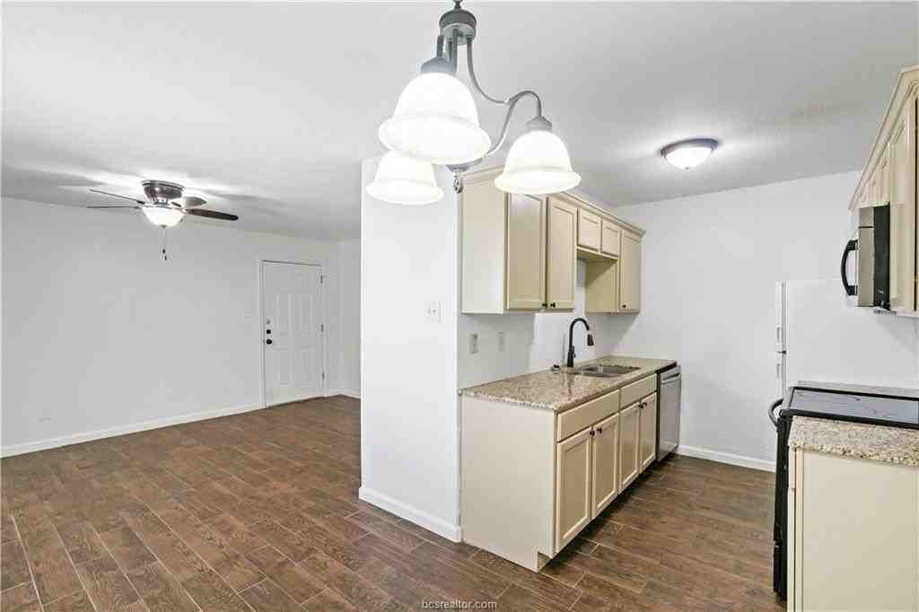 1503 Alpine Cir #A - Photo 7 of 18