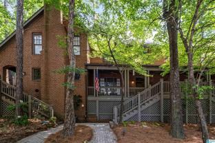 62 Hawthorn St - Photo 1 of 1