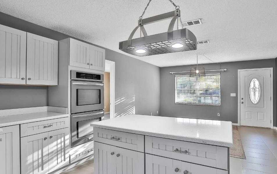 716 Medina Ct - Photo 6 of 19