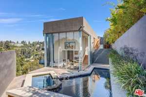 featured image of 9400 Readcrest Dr