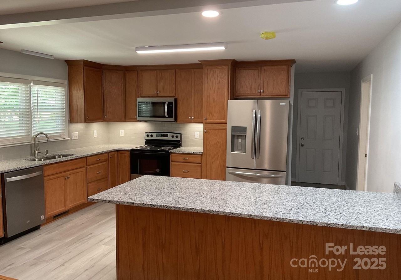 1308 Princeton Avenue - Photo 2 of 14