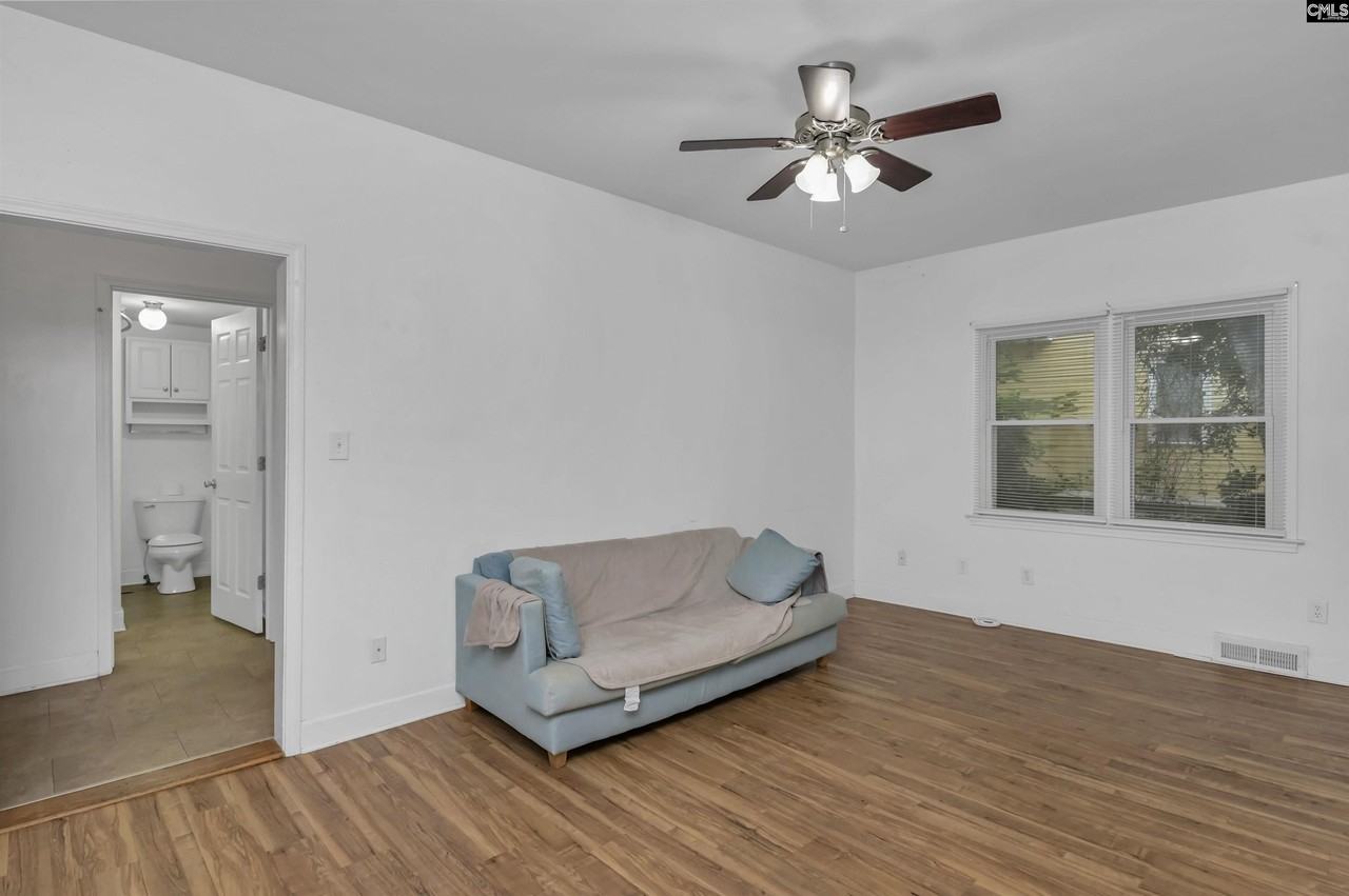 841 Ohio St - Photo 4 of 27