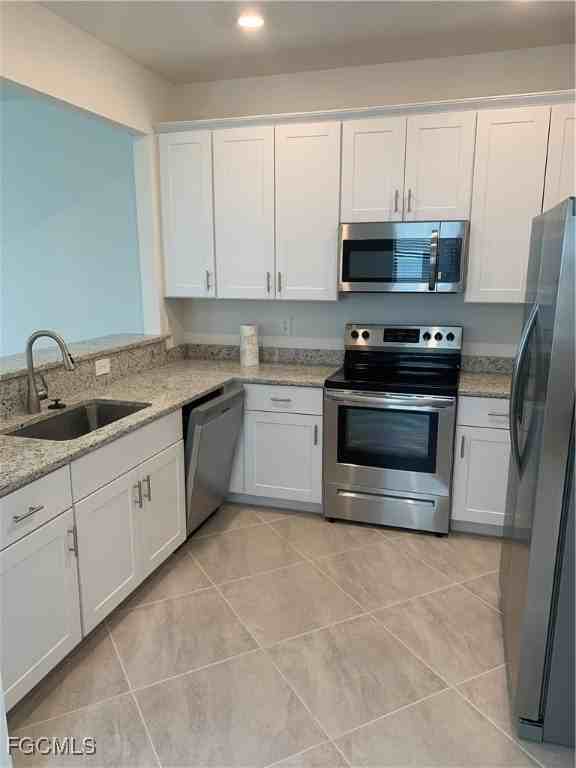 14140 Pine Lodge Ln - Photo 4 of 29