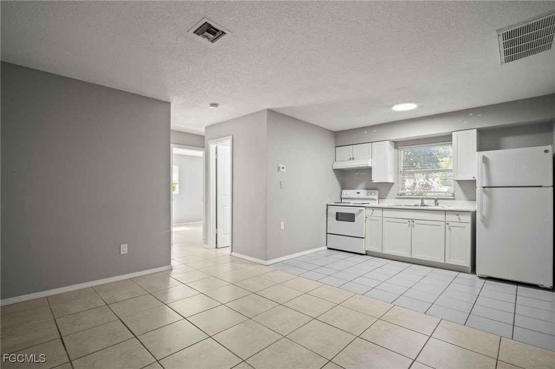 75 Cypress Street - Photo 5 of 18