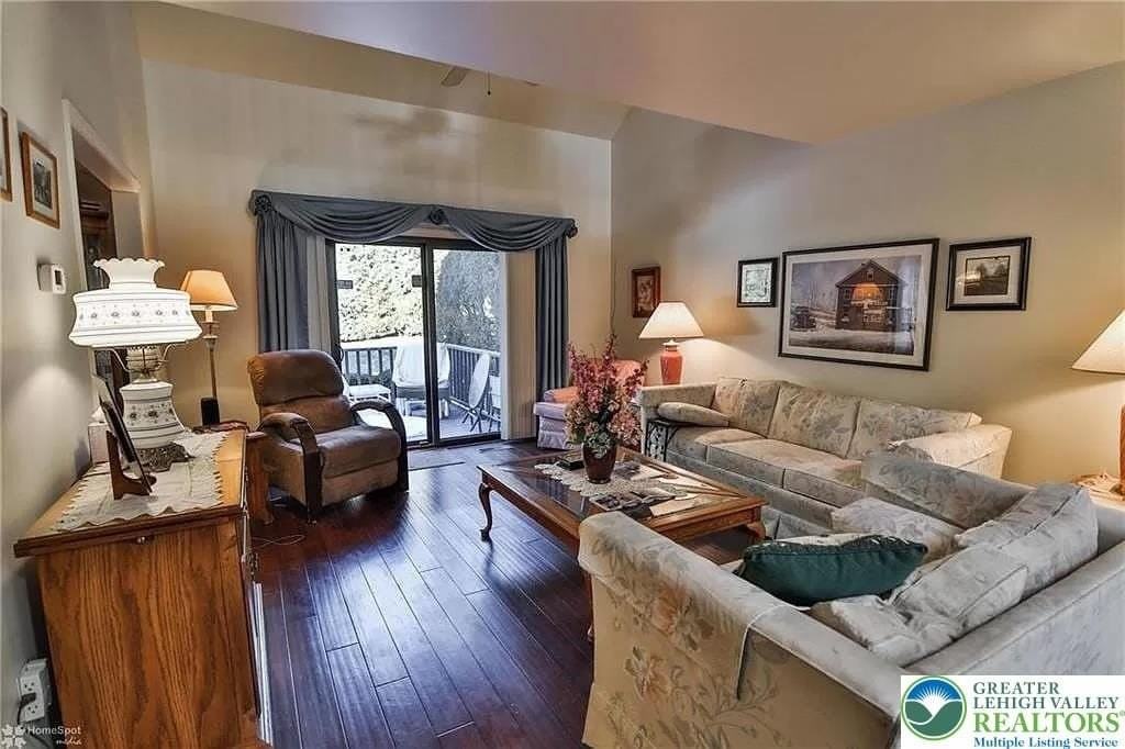 3602 Brandford Court - Photo 2 of 17