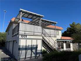 1009 Willow Tree Dr #D - Photo 1 of 1