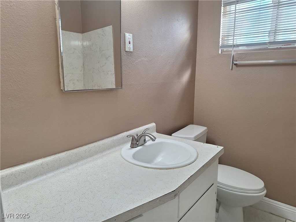 489 North Cir #2 - Photo 6 of 6