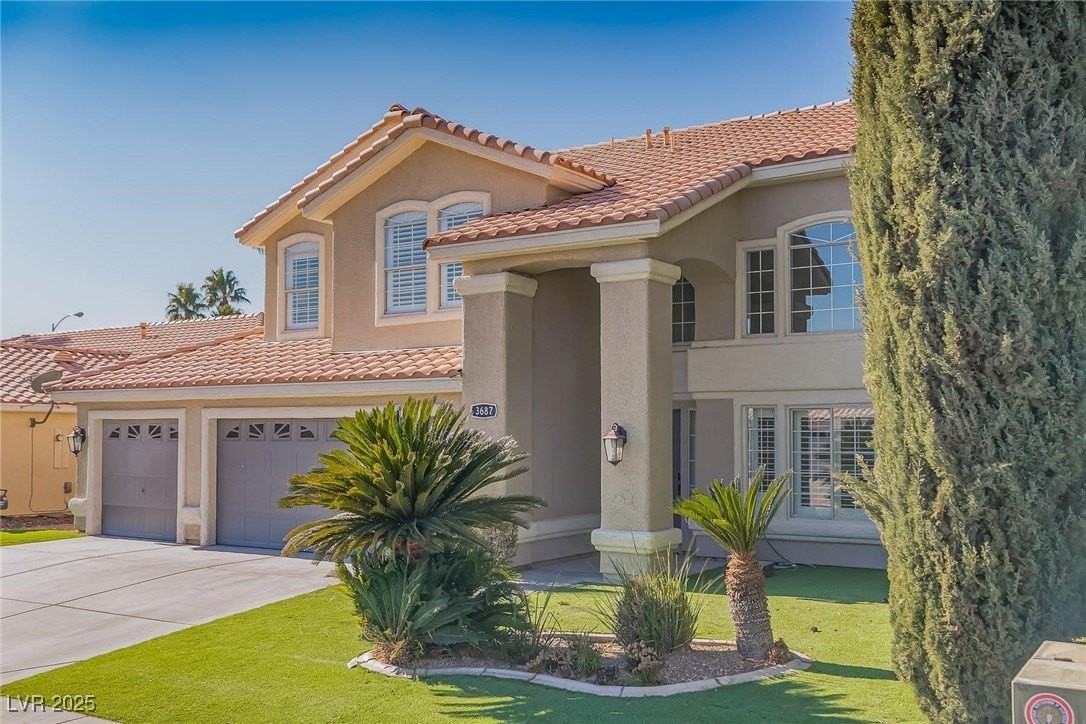 3687 Luminal Ln - Photo 2 of 37