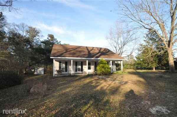 451 Anchor Lake Rd - Photo 2 of 32