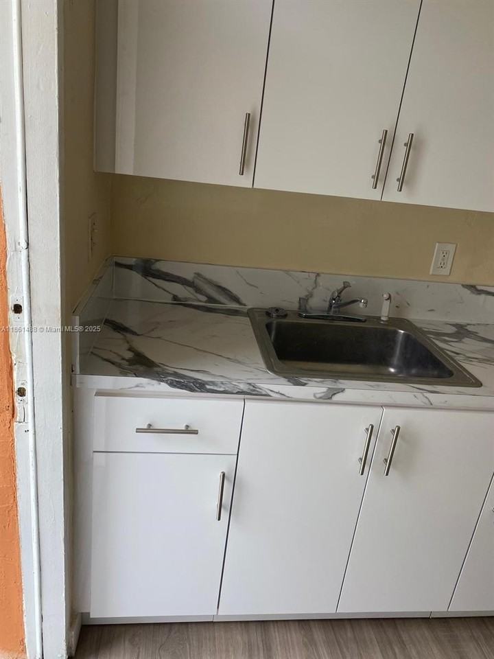 1111 Sw 2nd St #1111 - Photo 3 of 15