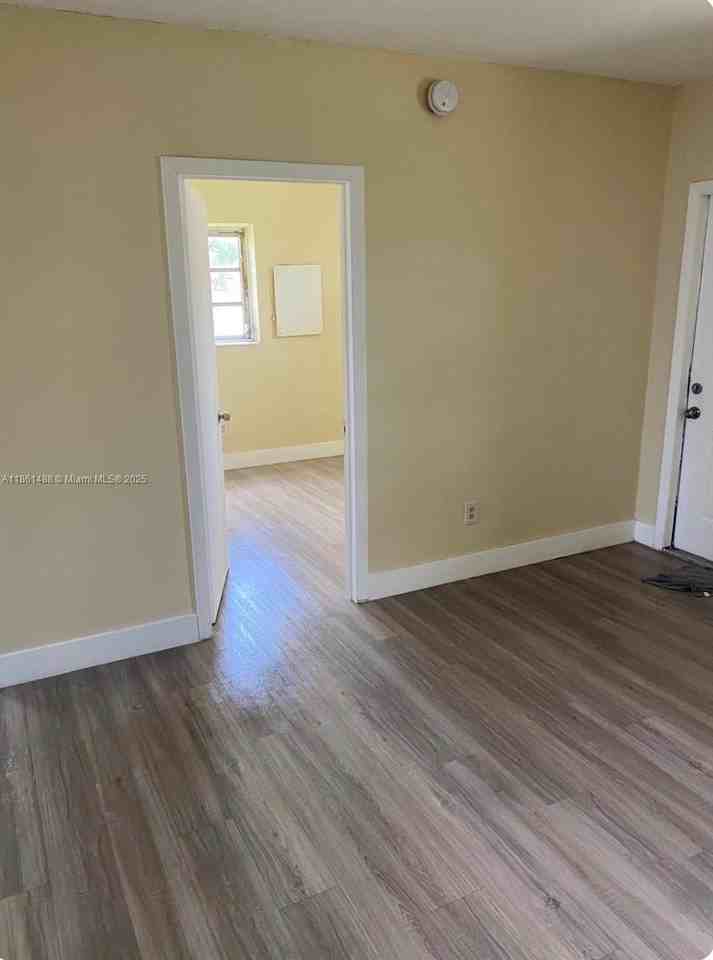 1111 Sw 2nd St #1111 - Photo 6 of 15