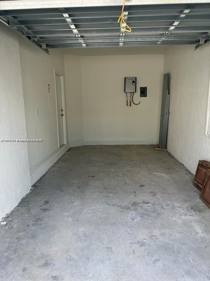 28511 Sw 134th Ct #28511 - Photo 3 of 24