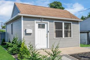 438 Brookside Ave - Photo 1 of 1