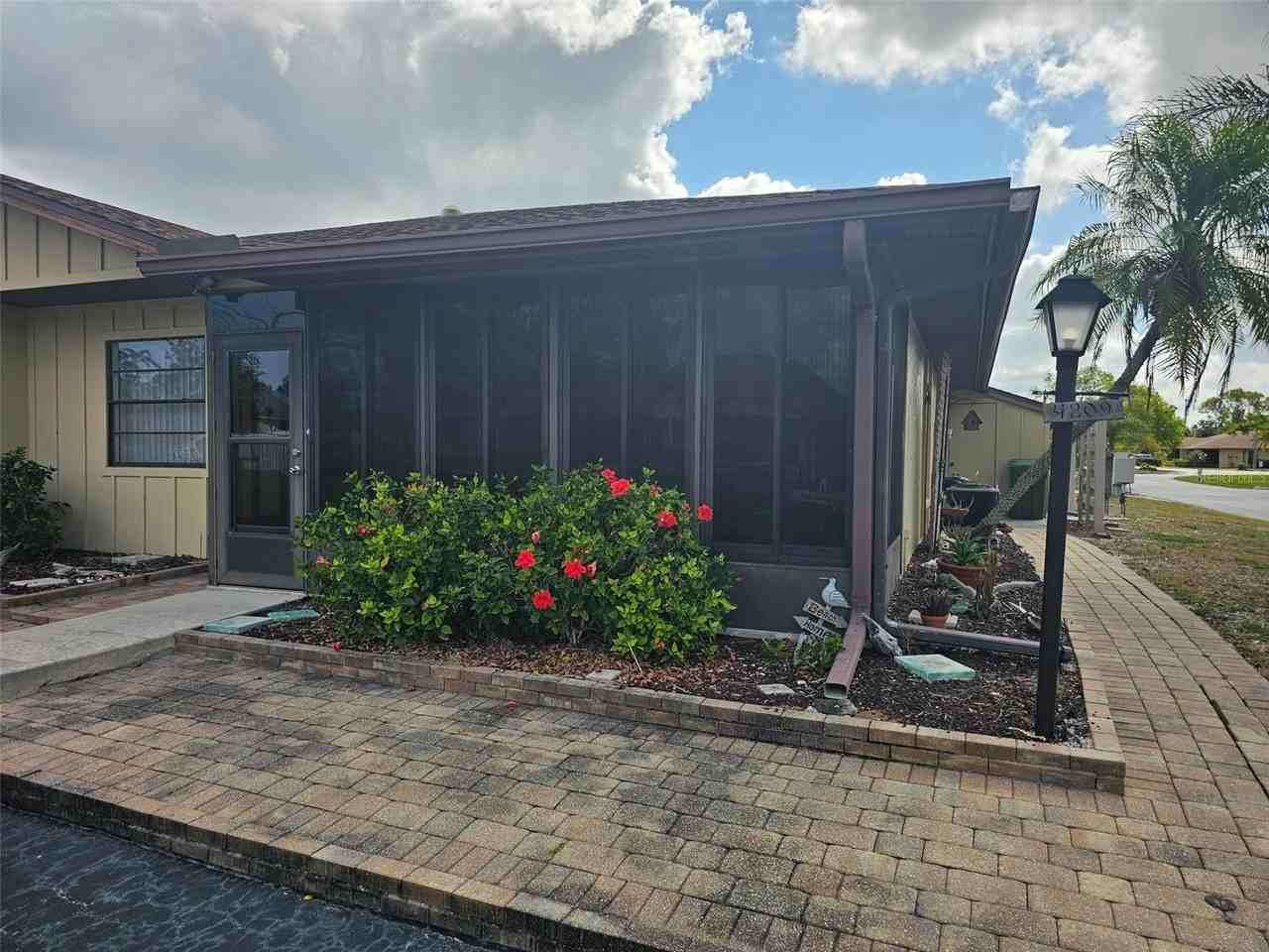 4209 66th Street Cir W - Photo 3 of 29