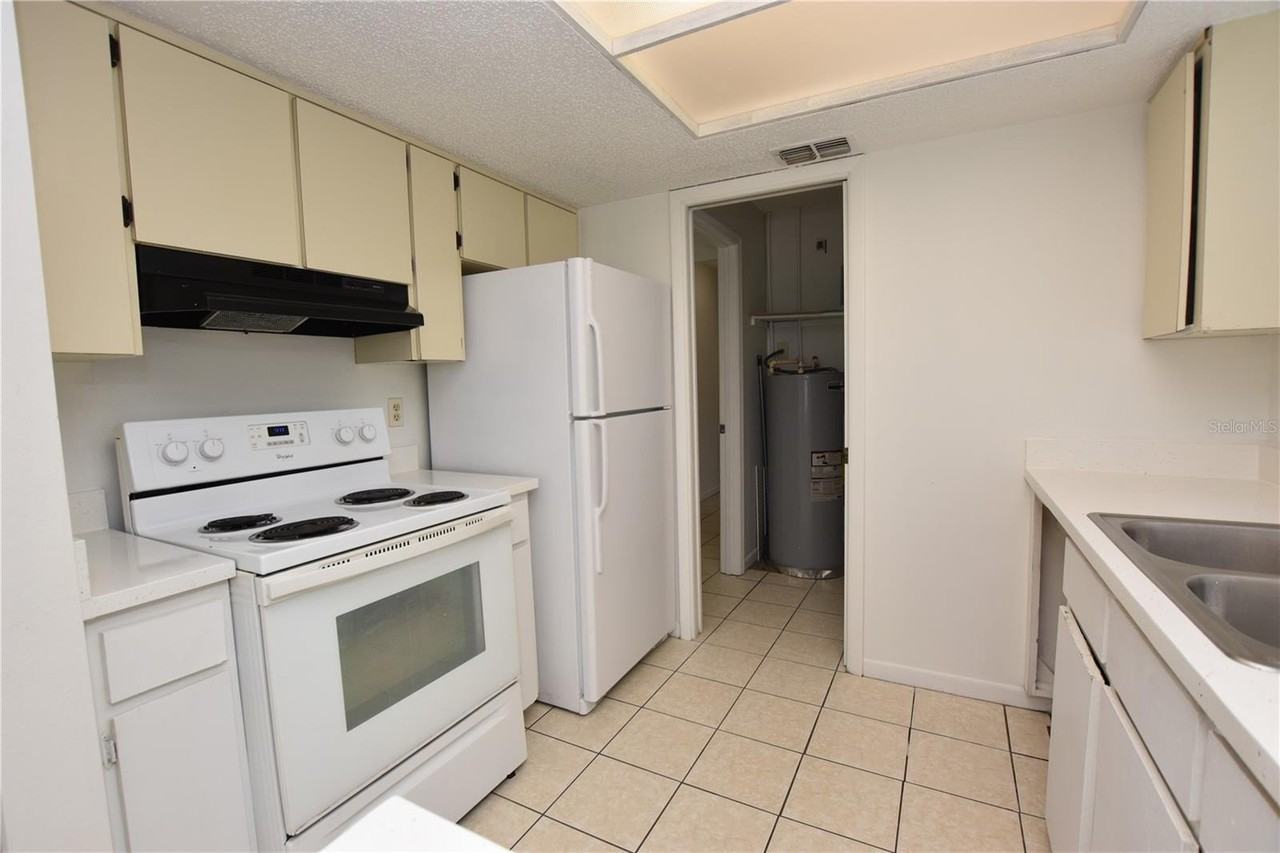 1019 Buccaneer Drive - Photo 3 of 20