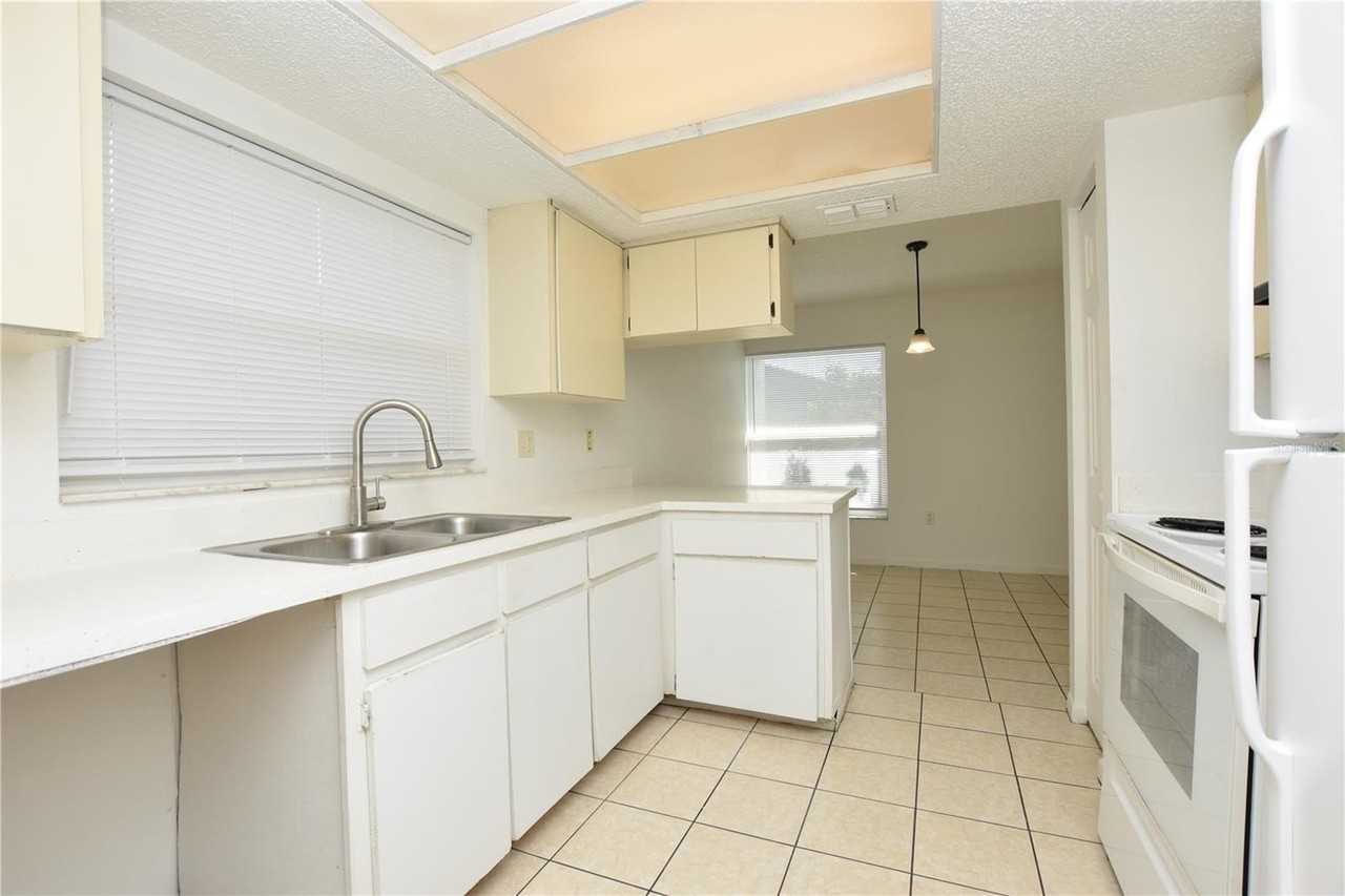 1019 Buccaneer Drive - Photo 5 of 20