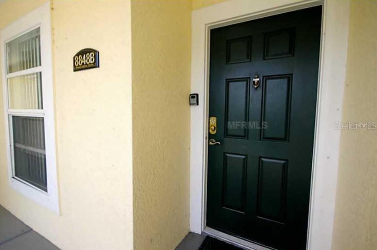 8848 Grand Palms Circle #B - Photo 5 of 23