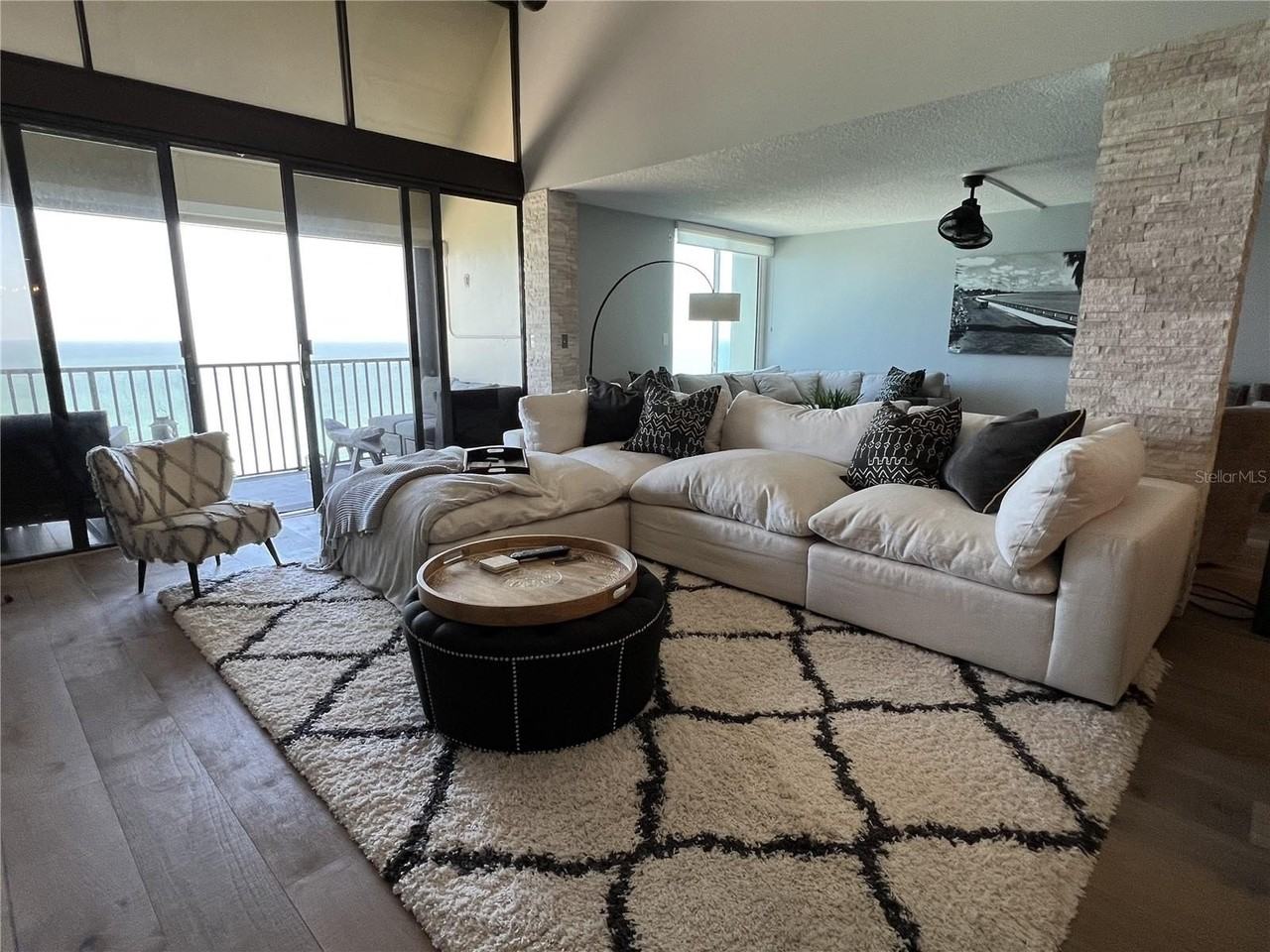 7100 Sunset Way #PH5 - Photo 7 of 32