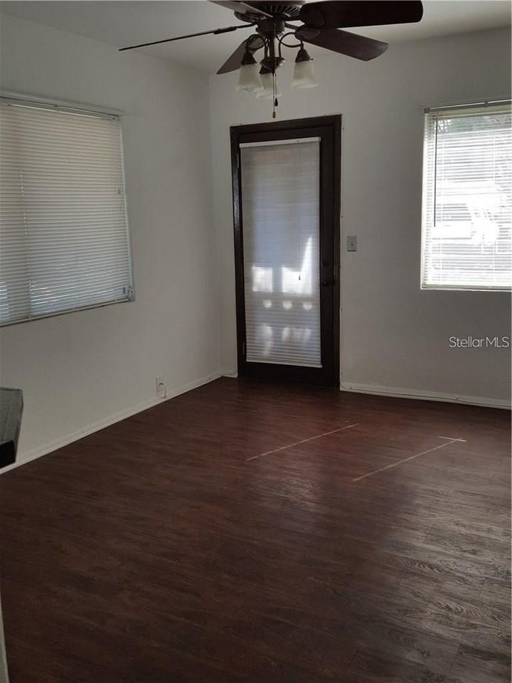 5839 Grand Blvd - Photo 4 of 35