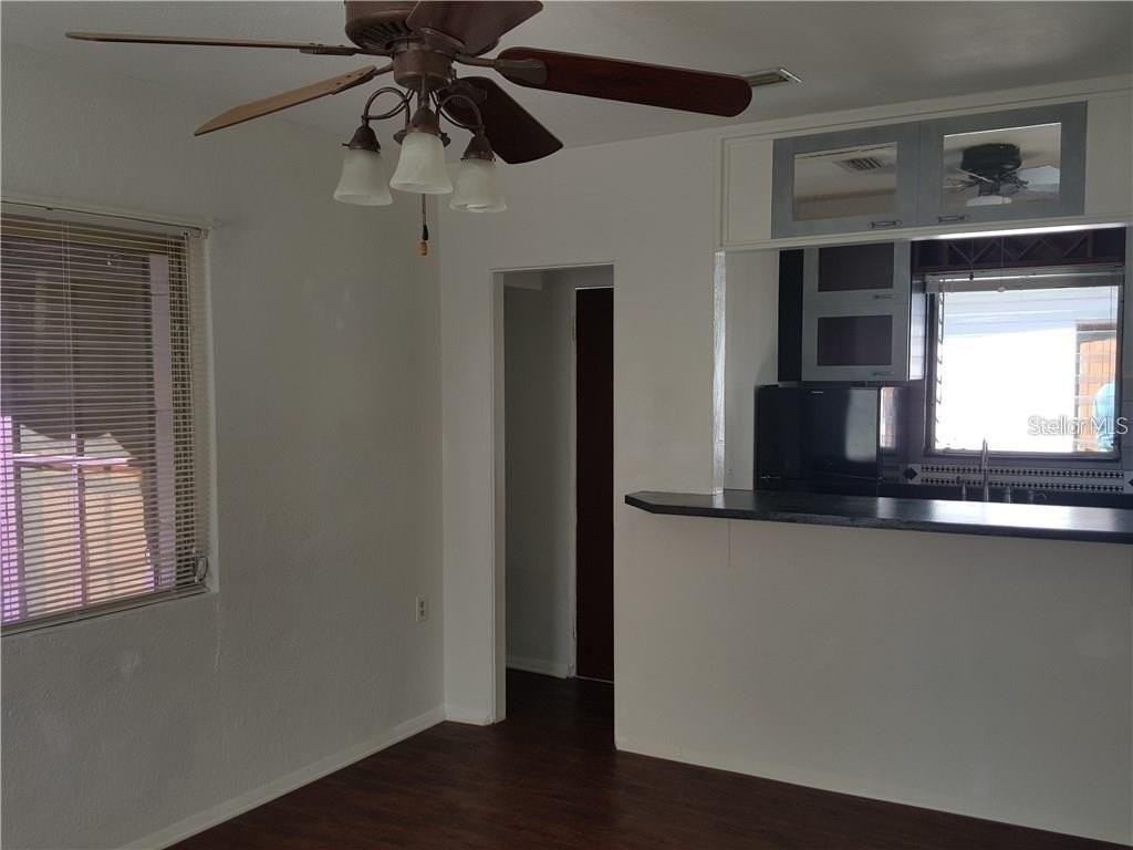 5839 Grand Blvd - Photo 6 of 35