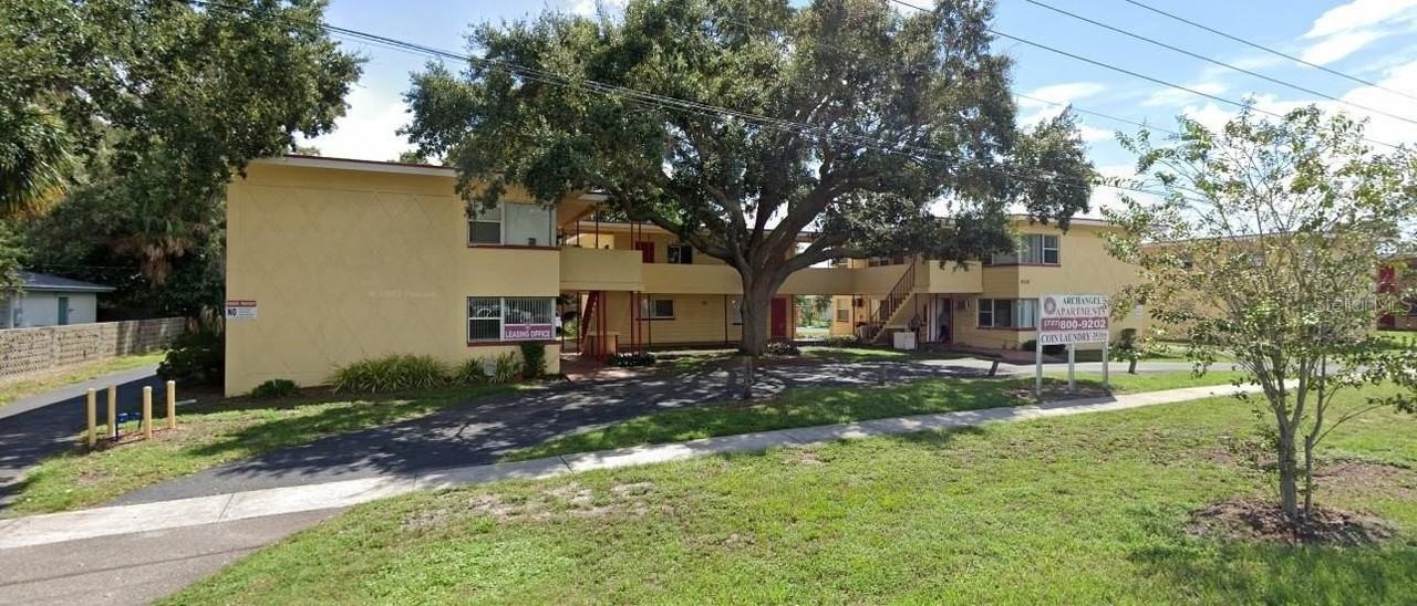 1050 62nd Ave S #E4 - Photo 2 of 27