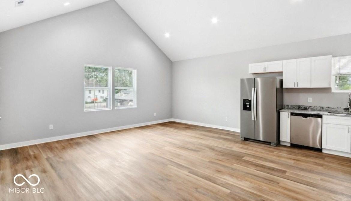 1248 Herbert St #B - Photo 4 of 22