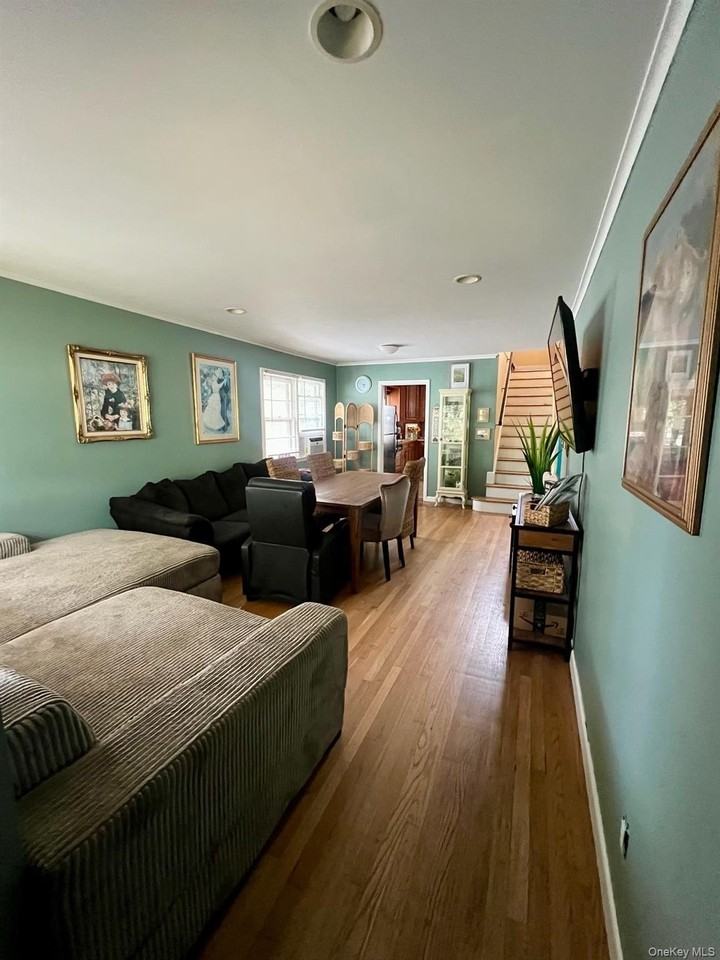 59 Dunwood Rd - Photo 4 of 8