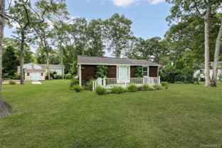 61 Squires Ave - Photo 1 of 1