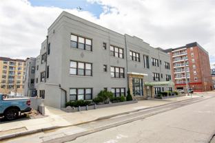 302 E Broadway #2G - Photo 1 of 1
