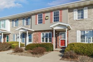 featured image of 2 Andy Ct #3