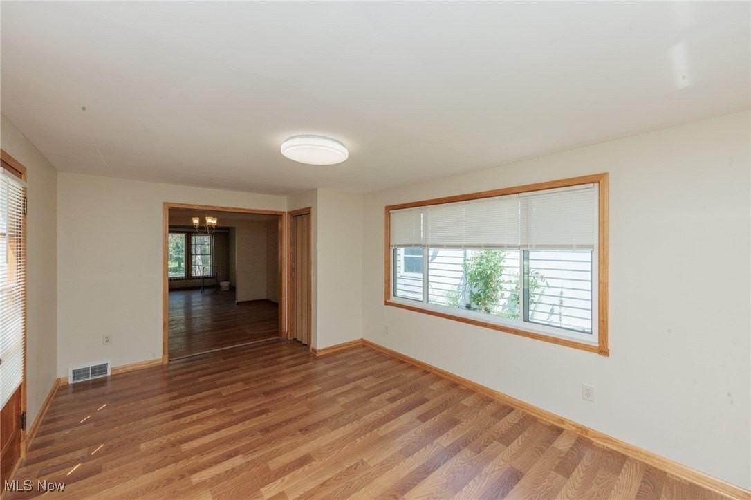 2207 Campus Rd - Photo 5 of 49