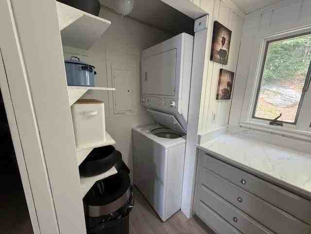 41 N Shore Rd - Photo 7 of 12